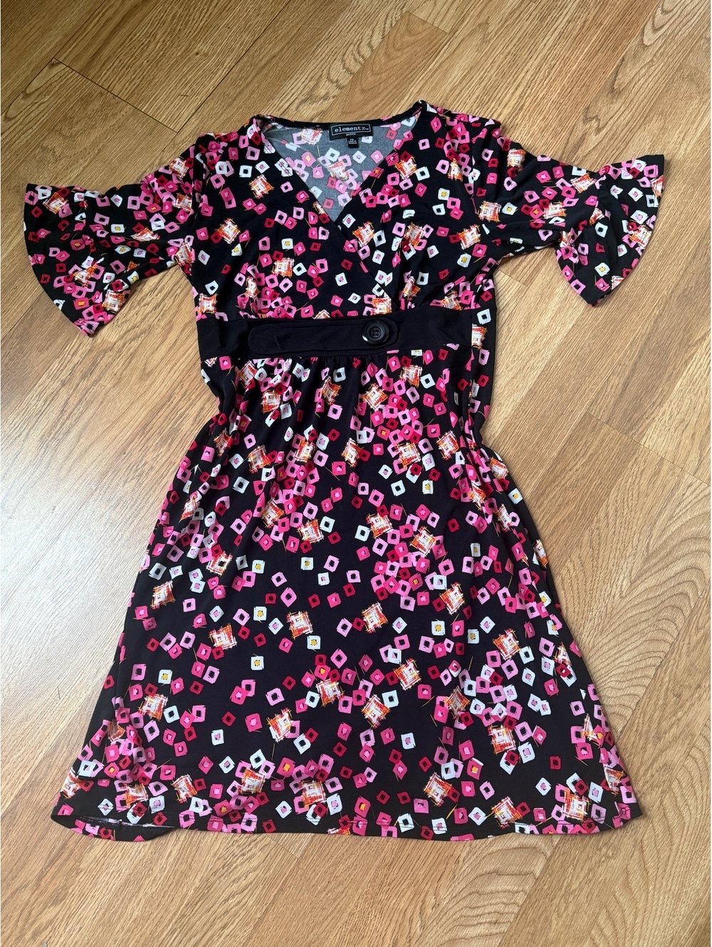 elementz Y2K petite black dress with abstract print and button waist